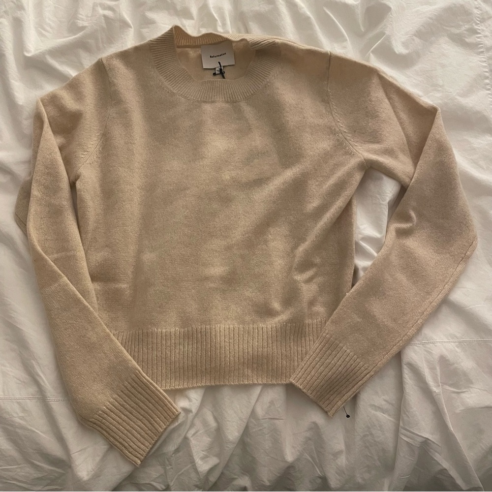 NWT Reformation Dana Cashmere Crew Sweater in Eco Beige Size Small - Picture 7 of 7